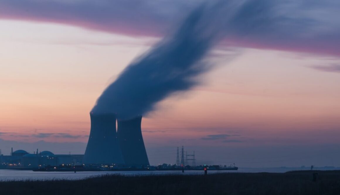 Photo Oświetlenie LED na balkonie: oszczędność energii i trwałość